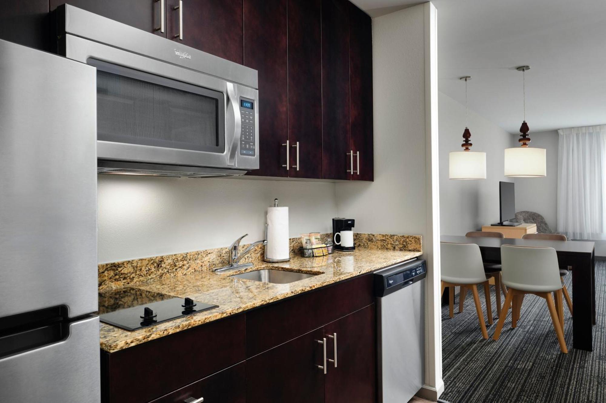 Towneplace Suites By Marriott Columbia Northwest/Harbison Exterior photo